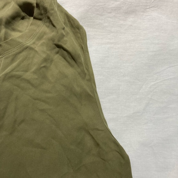 Women’s L’AGENCE Silk Top, size S/M (6) - Picture 4 of 8